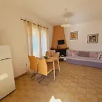 Corfu Menigos 67 דירה *