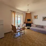 Corfu Menigos 67 דירה
