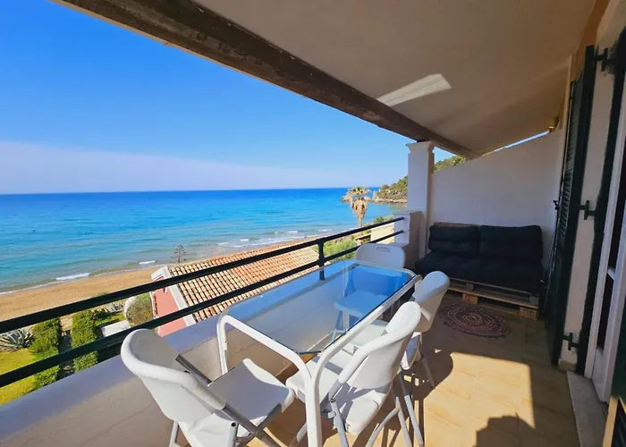 Corfu Menigos 67 아파트