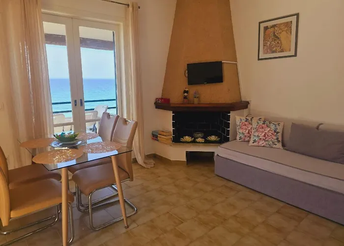 아파트 Corfu Menigos 67