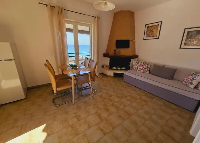 Corfu Menigos 67 公寓