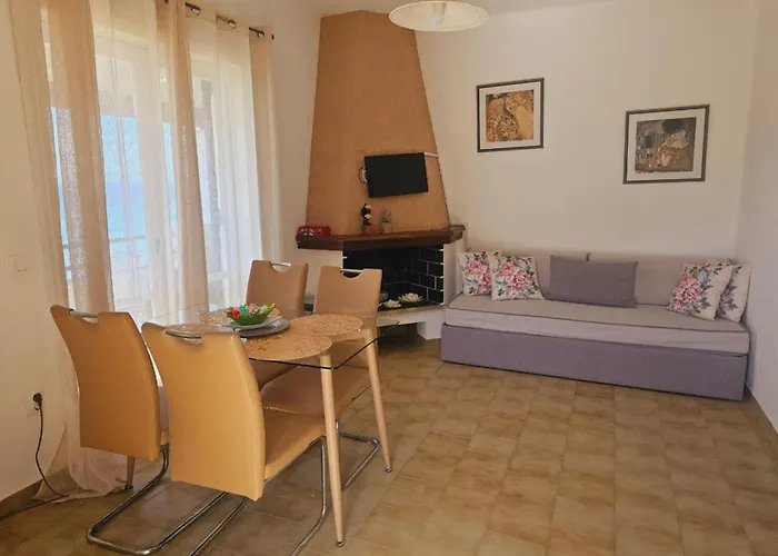 Corfu Menigos 67 公寓 格利法达
